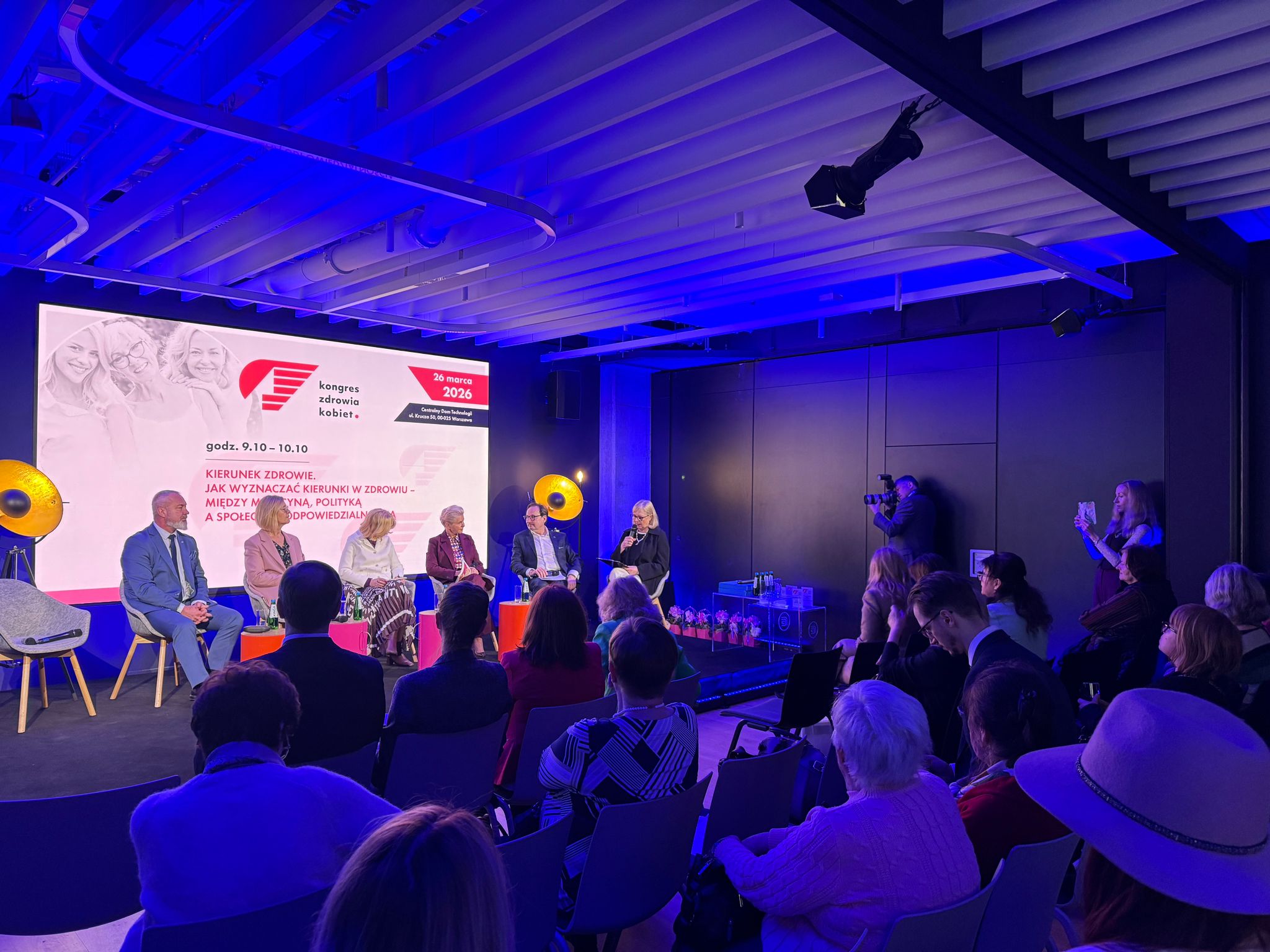 Po Kongresie Zdrowia Kobiet: czas na decyzje, które realnie zmieniają życie pacjentek