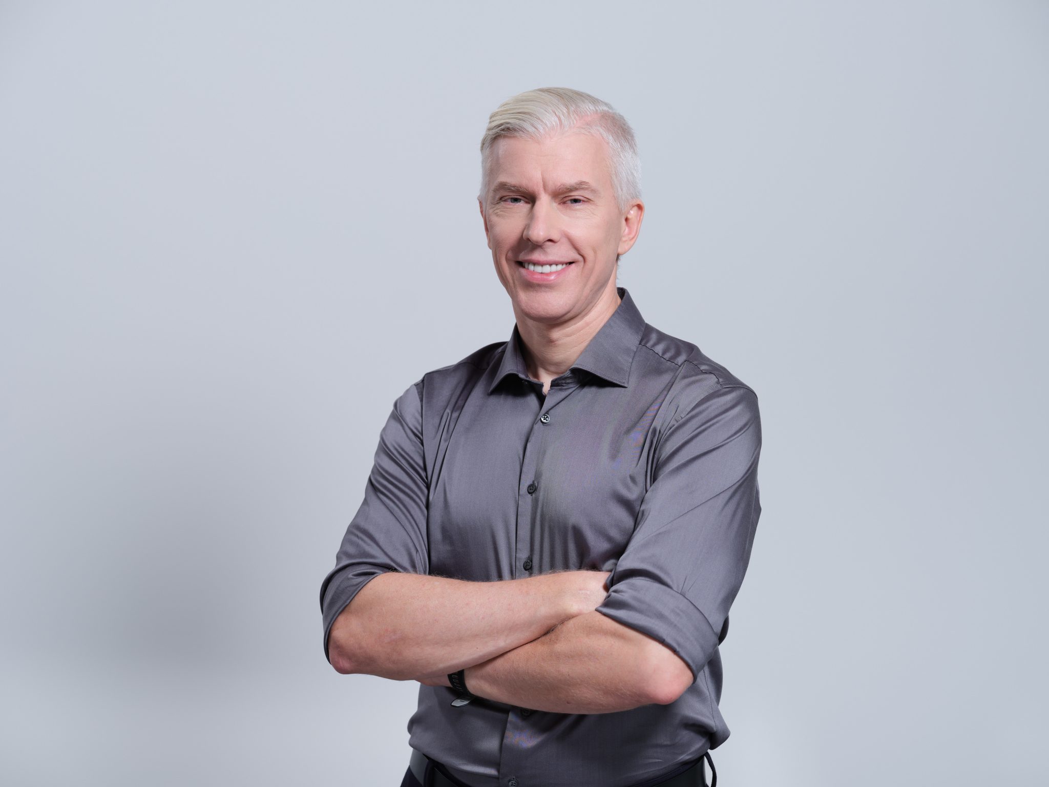 co-decyduje-o-sukcesie-w-pracy-z-ai-cechy-i-kompetencje-ktore-warto-rozwijac