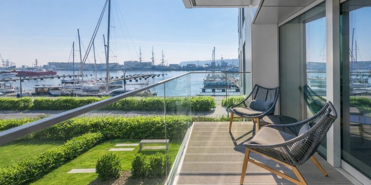 wielkanoc-poza-domem-coraz-popularniejsza-polacy-wybieraja-odpoczynek-i-gotowe-apartamenty