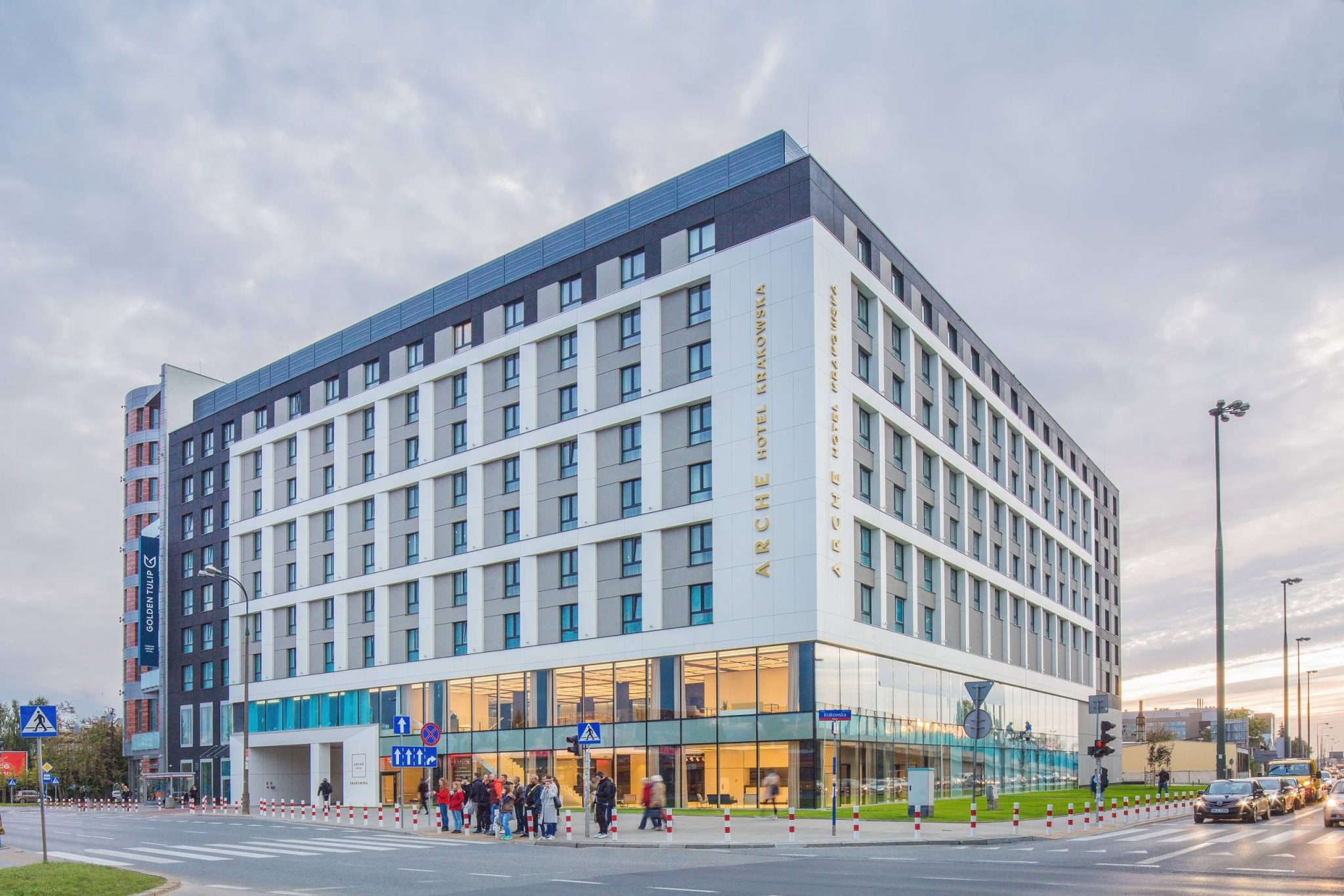 hotel-blisko-lotniska-wybor-czy-koniecznosc