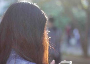 wakacje-bez-telefonu-dzieci-zyskuja-znacznie-wiecej-niz-tylko-mniej-czasu-przed-ekranem