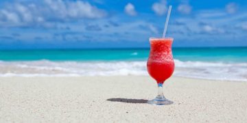 najdrozszy-drink-na-wakacjach-ten-kupiony-przez-niekorzystne-przewalutowanie