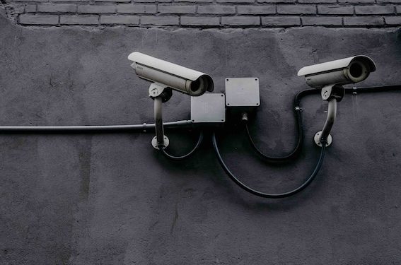 Nie wszystko wolno nagrać. Monitoring posesji pod lupą eksperta ds. ochrony danych - Aktualności nie-wszystko-wolno-nagrac-monitoring-posesji-pod-lupa-eksperta-ds-ochrony-danych